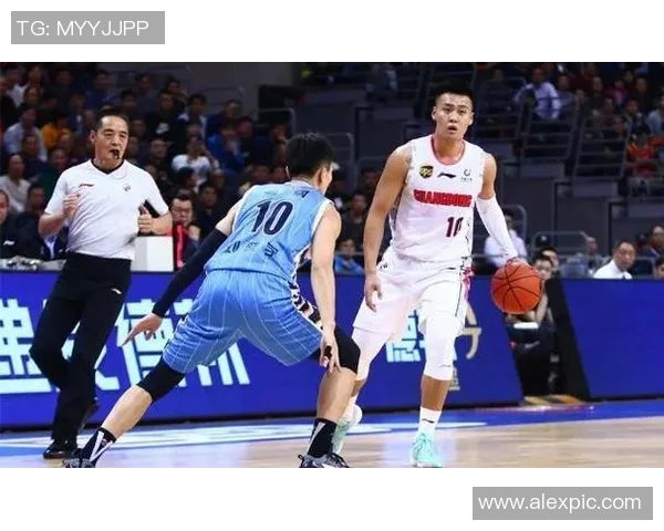 广州网球队在世锦赛积分榜上以75分稳居第一名展现强劲实力