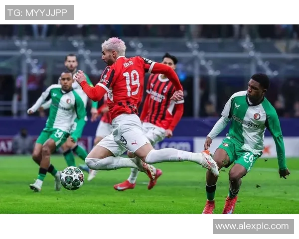 意甲球队降级后球迷泪崩事件回顾与情感共鸣